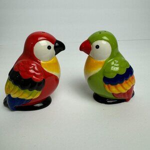 Pier 1 Pier One Parrot Salt & Pepper Shakers Set